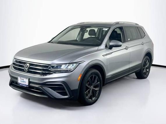 VOLKSWAGEN TIGUAN 4MOTION 2022 3VV2B7AX2NM177937 image